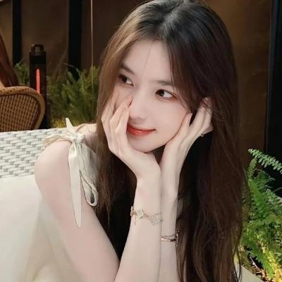 刚下山就和逃婚大小姐同居